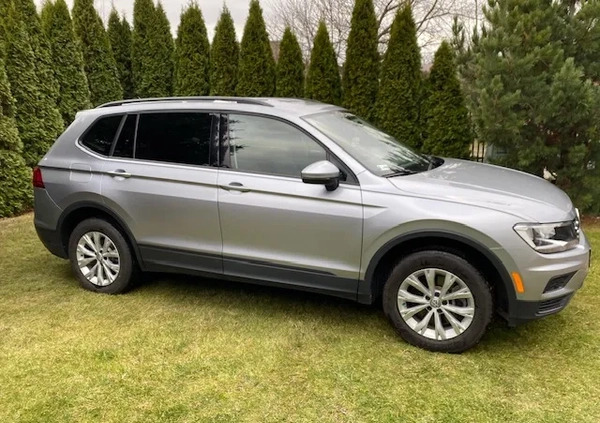 Volkswagen Tiguan cena 104900 przebieg: 23000, rok produkcji 2020 z Sulejówek małe 466